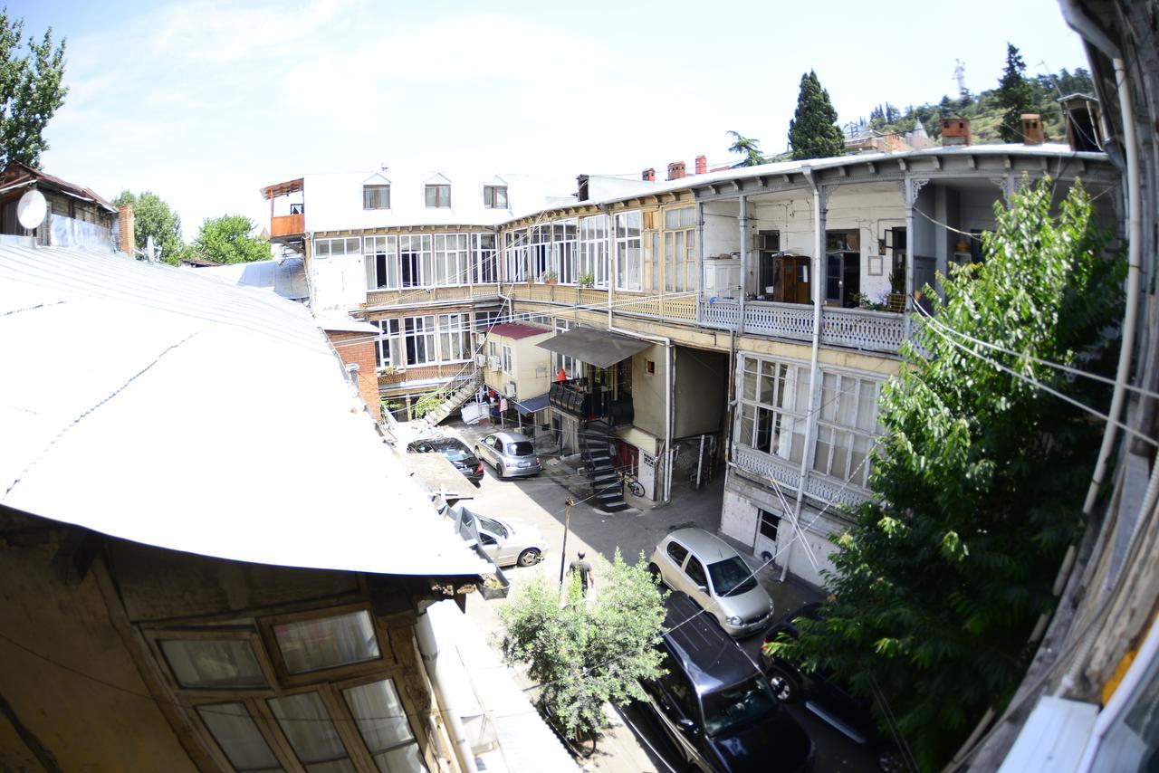 Ana'S Apartment In Old Tbilisi Luaran gambar